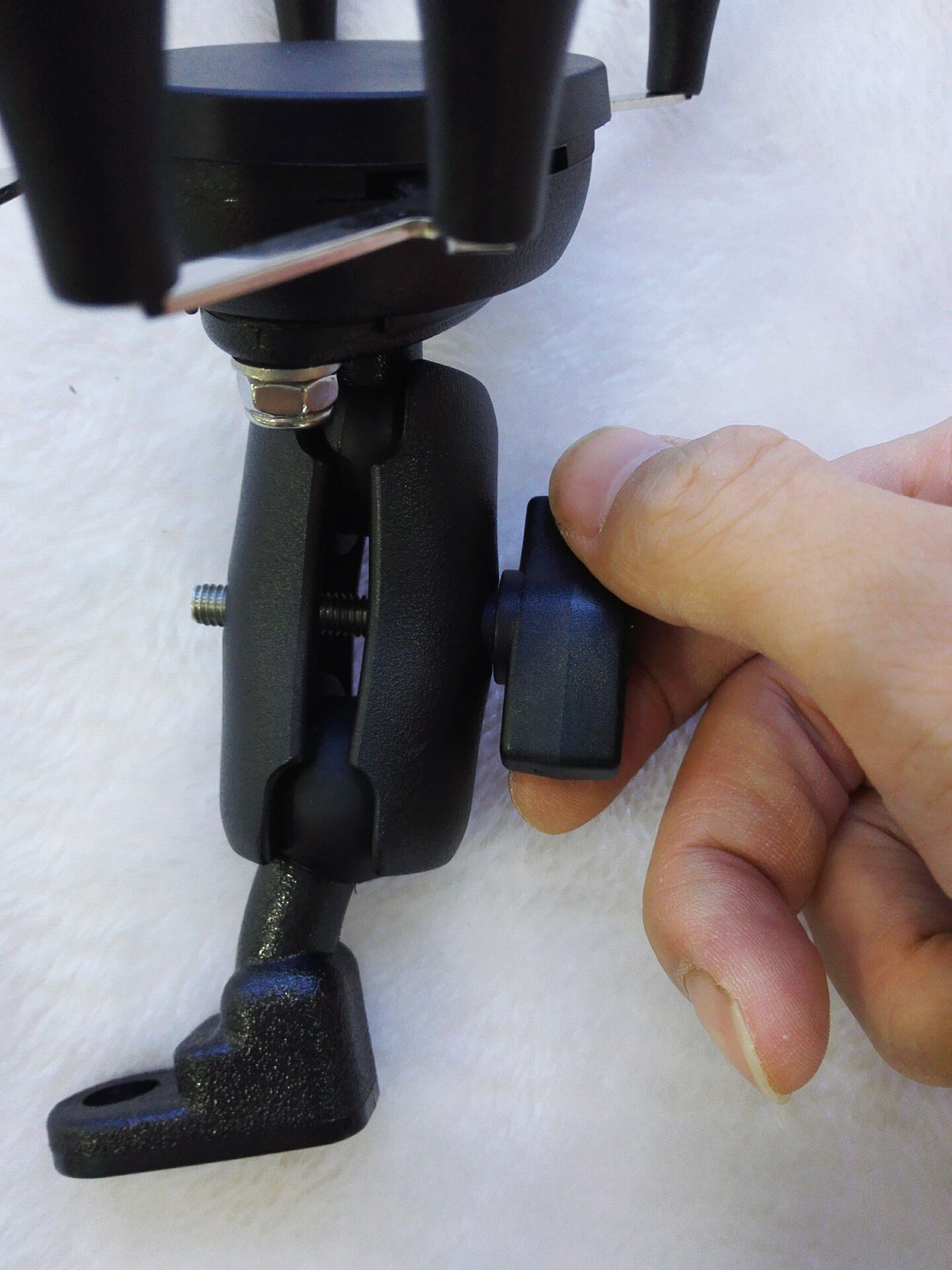 Soporte Antirrobo Universal para Teléfono en Motos y Bicicletas